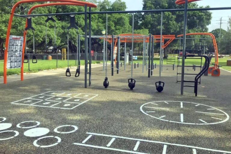 34ed9ef5 afa3 41 qzelz