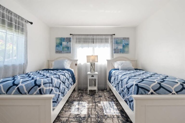 dbb04959 ca80 48 q6ku