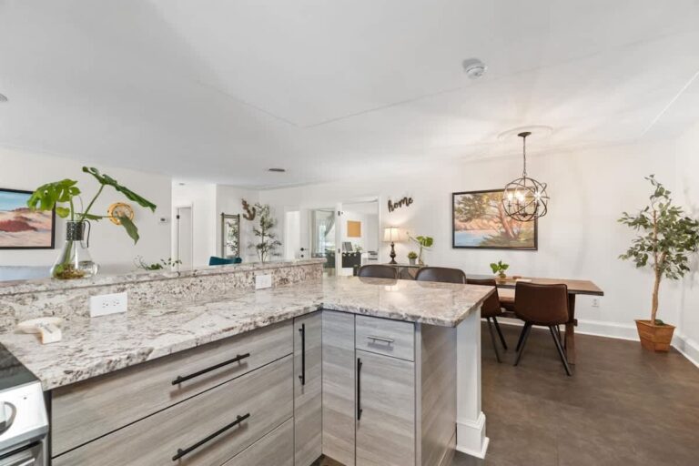 ec019d6d 5daa 4a rl7l9